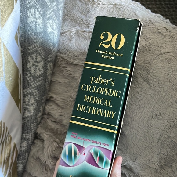 TABERS Cyclopedic Medical Dictionary - Picture 4 of 13